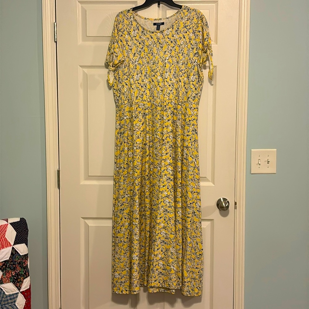 Chaps yellow cotton floral maxi dress. New with tags.
